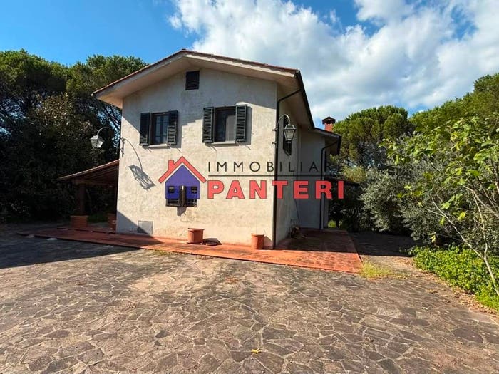 Casa con 6 locali in vendita in Via San Giuseppe, San Giuseppe, Montecarlo