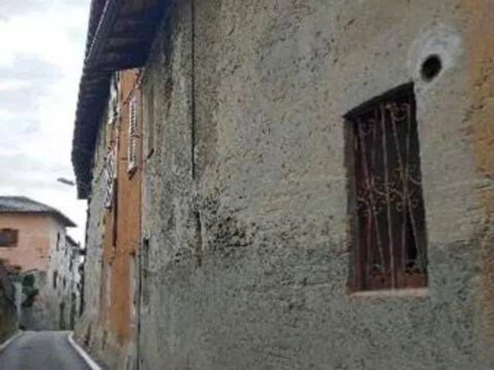 Casa trilocale in vendita in Via Castello, Cadrezzate con Osmate