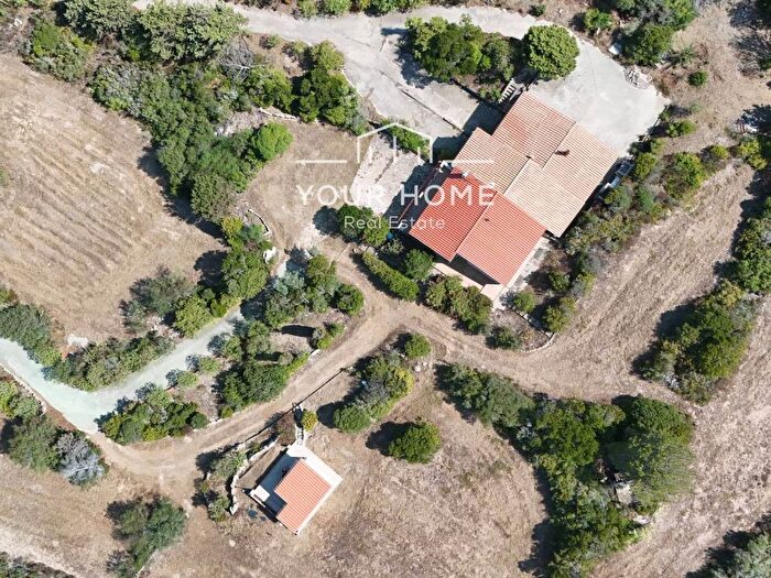 Casa con 6 locali in vendita in Strada Li Comandanti, Santa Teresa Gallura