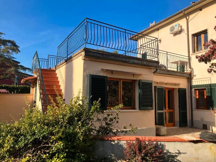 Appartamento con 5 locali in affitto in Pistoia Ovest, Pistoia
