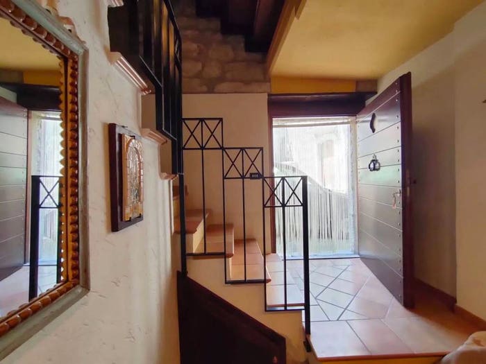 Casa bilocale in vendita in Via Trieste, Pietraroja