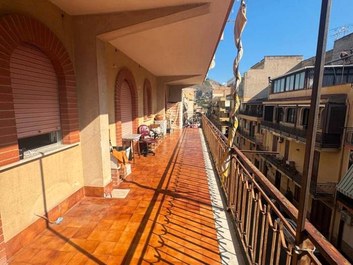 Appartamento con 6 locali in vendita in Via Giuseppe Cesare Abba, Centro, Bagheria