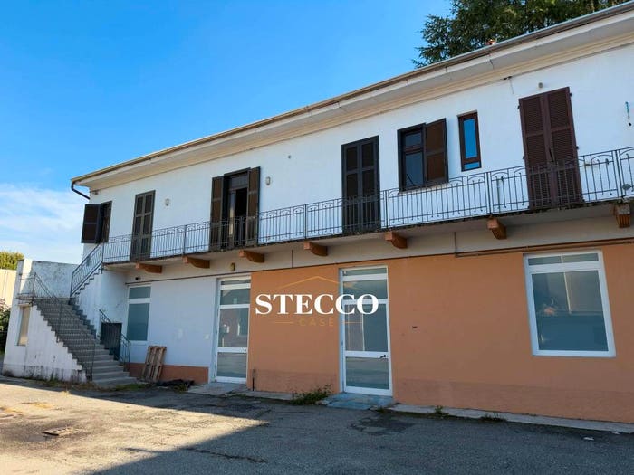 Appartamento quadrilocale in vendita in Viale dei Tigli, Crenna Bettolino, Gallarate