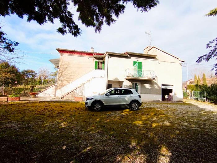 Casa con 6 locali in vendita in Centro, Foiano della Chiana