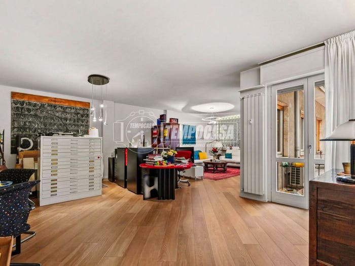 Appartamento quadrilocale in vendita in Via peroni, Città Studi, Milano