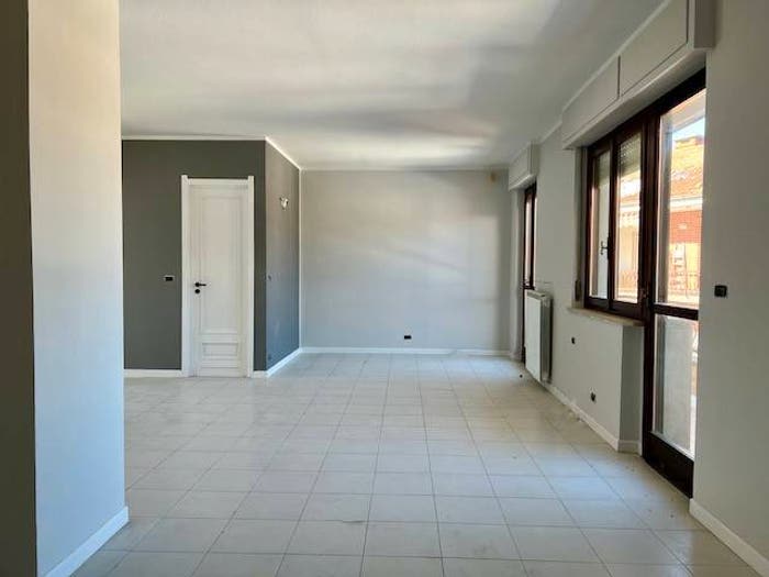 Appartamento con 5 locali in vendita in Via Vittorio Veneto, Robilante