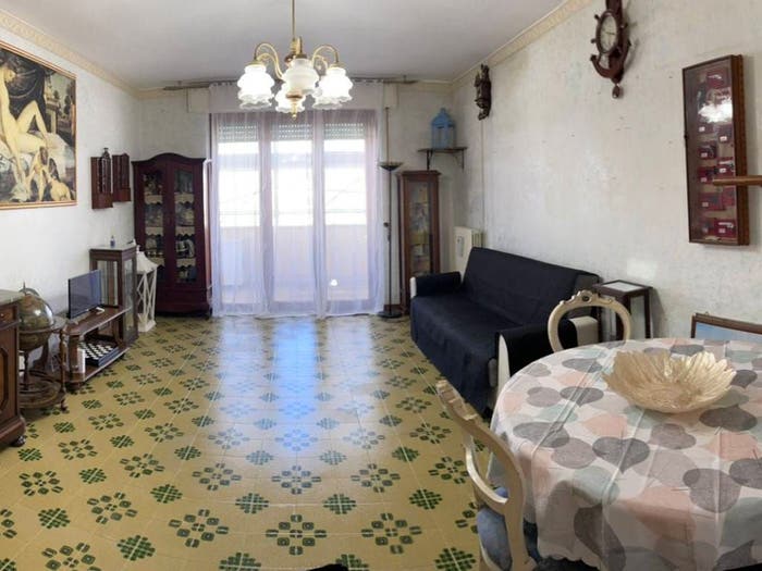 Appartamento quadrilocale in vendita in Via Valerio Valentini, Centro, Venarotta