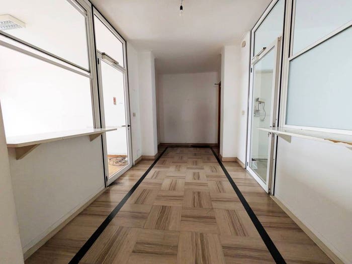 Appartamento con 6 locali in vendita in Via Pietro Losana, Centro Storico, Biella
