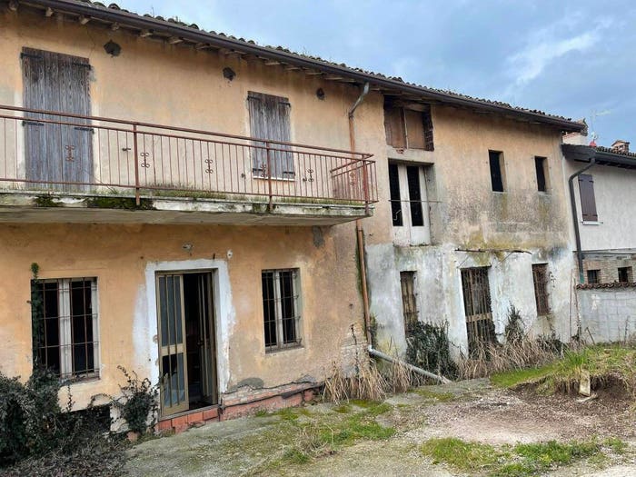 Casa quadrilocale in vendita in Via Morti dell'Astore, Astore, Castiglione delle Stiviere
