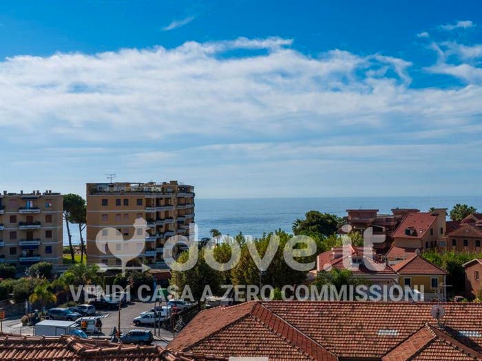 Appartamento quadrilocale in vendita in Via Vignasse, San Lorenzo al Mare