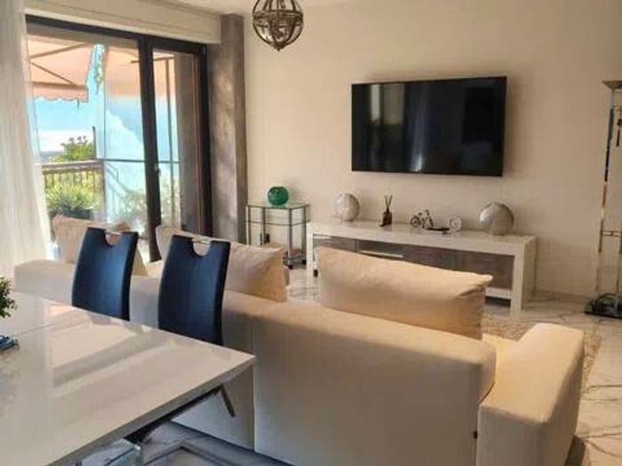 Appartamento trilocale in vendita in Via Romana, Bordighera
