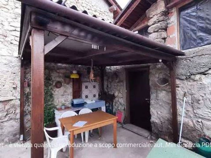 Appartamento quadrilocale in vendita in Via Palazzo, Botta, Sedrina
