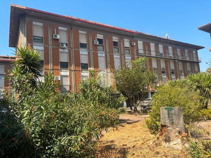 Appartamento quadrilocale in vendita in Largo Eloro, Guadagna, Palermo