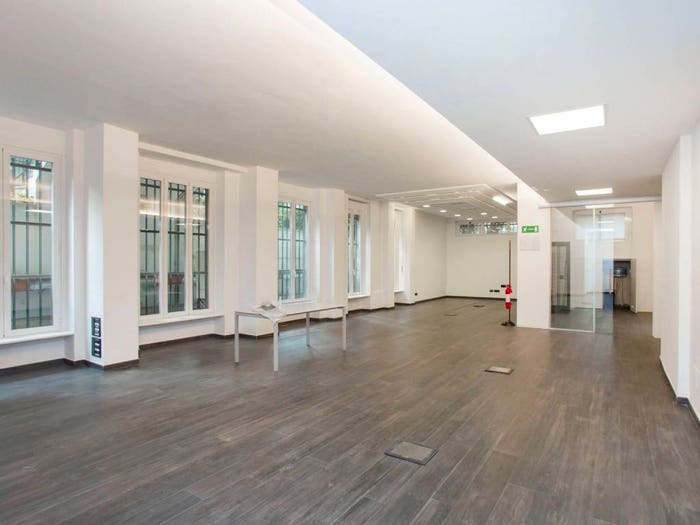 Appartamento con 6 locali in vendita in Via Giovanni da Procida, Sempione, Milano