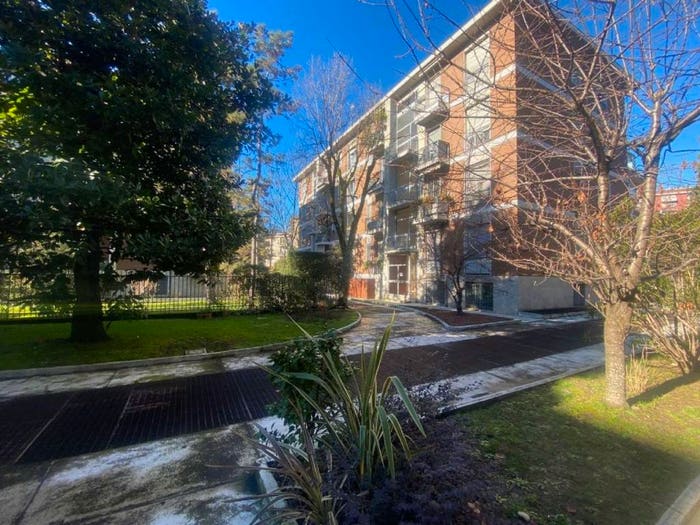 Appartamento bilocale in vendita in viale Scarampo, Monte Rosa Lotto, Milano
