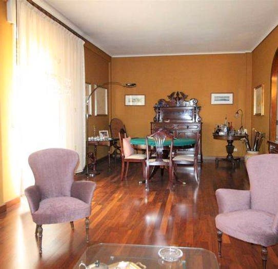 Appartamento con 6 locali in vendita in Modica Bassa, Modica