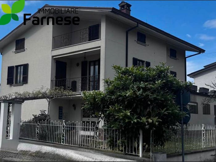 Casa trilocale in vendita in Via del Pereto, Centro, Rivergaro