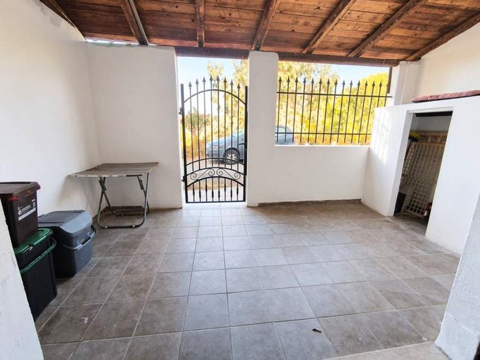 Casa trilocale in vendita in Villaggio Dei Gigli, Villaggio Delle Rose, Maracalagonis