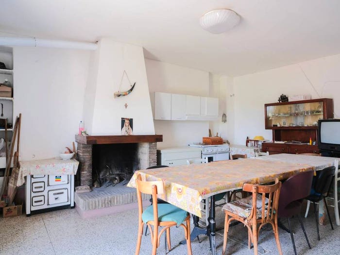 Casa quadrilocale in vendita in Via Ca' Bernardo, Gemmano