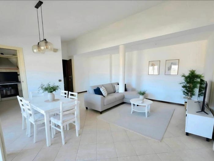 Appartamento con 5 locali in vendita in Via Monte Altissimo, Terminetto Migliarina, Viareggio