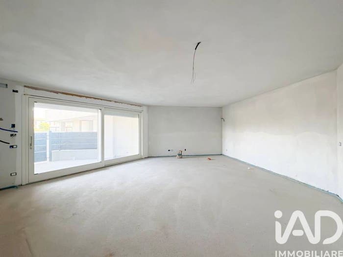 Appartamento quadrilocale in vendita in Via Rossa, Centro, Camponogara