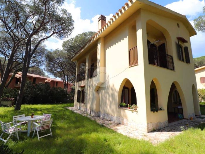 Casa con 5 locali in vendita in Via Saturno, Fox E Sali Monte Agumu, Pula