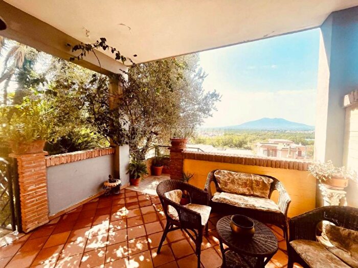 Casa con 6 locali in vendita in Via Goffredo Mameli, Centro, Roccarainola