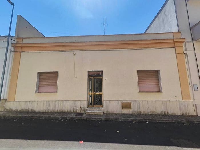 Casa quadrilocale in vendita in Via Capitano Cazzato, PresicceAcquarica