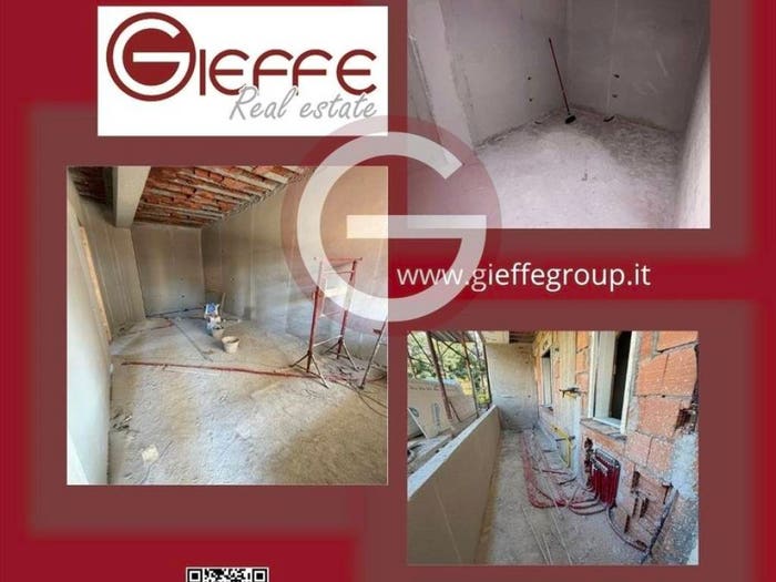 Appartamento quadrilocale in vendita in Centro, Taurianova