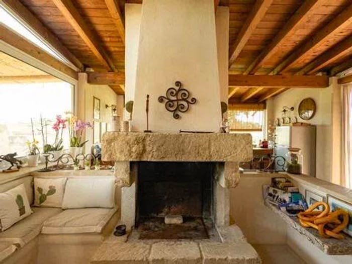 Casa con 6 locali in vendita in Madonna Della Grotta, Centro, Carpignano Salentino