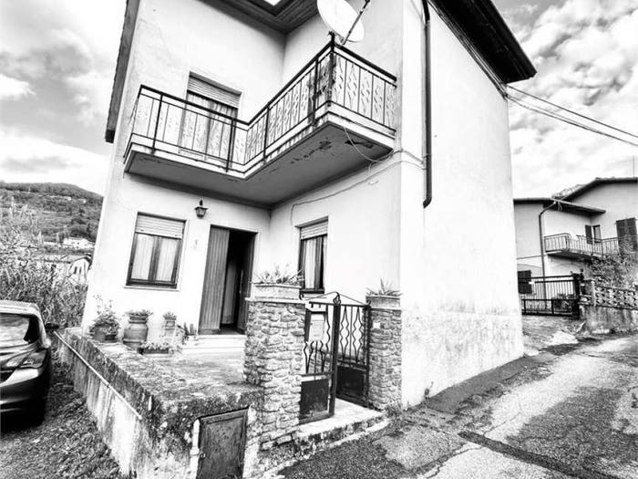 Casa con 6 locali in vendita in via ghitella, Casano Dogana Isola, Luni