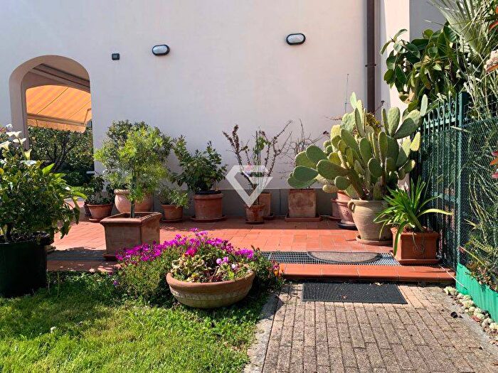 Appartamento trilocale in vendita in Via Giacomo Matteotti, Centro, Loano