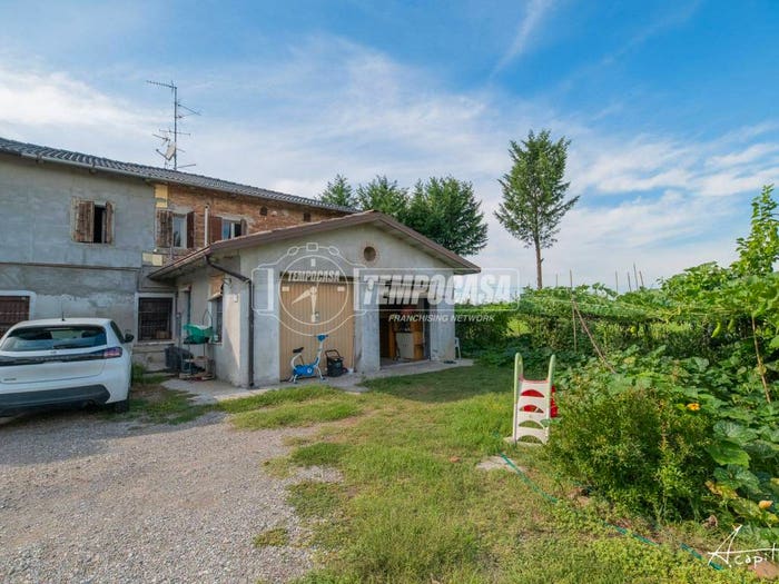 Appartamento con 5 locali in vendita in Via Giacomo Matteotti, Medolla