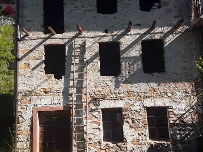Casa quadrilocale in vendita in Via Pra Dei Luni, Belluno
