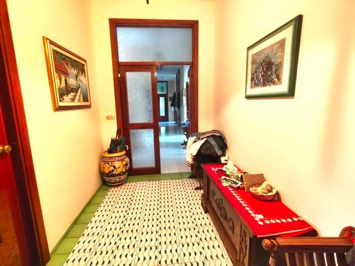 Appartamento con 6 locali in vendita in Via Giacomo Leopardi, Centro, Isernia