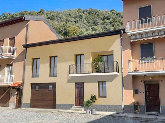 Appartamento trilocale in vendita in via como, Centro, Montorfano