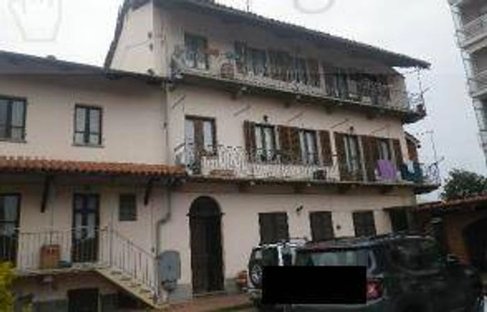 Casa con 6 locali in vendita in Via Giuseppe Mazzini, Centro, Valperga
