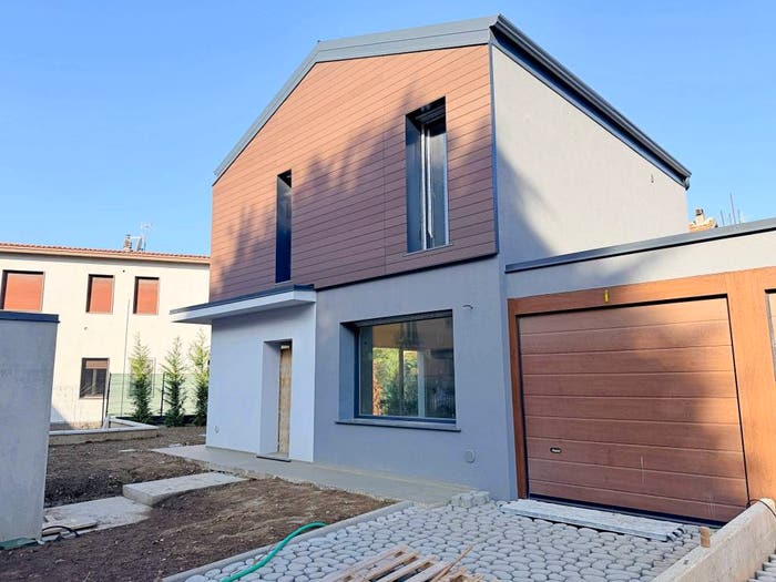 Casa quadrilocale in vendita in Via Colombo, Centro, Carate Brianza