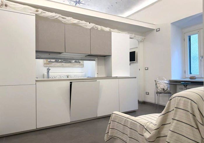 Appartamento bilocale in vendita in Piazza Giacomo Matteotti, Centro, Alassio