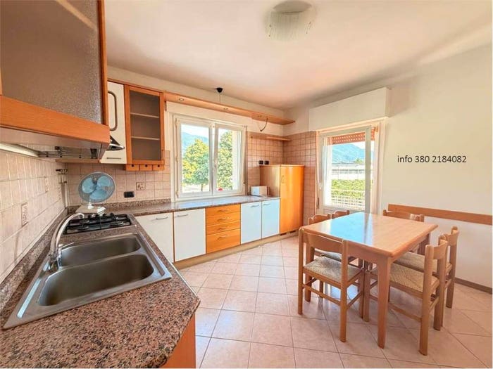 Casa con 6 locali in vendita in VIA CANE, Centro, Mezzocorona
