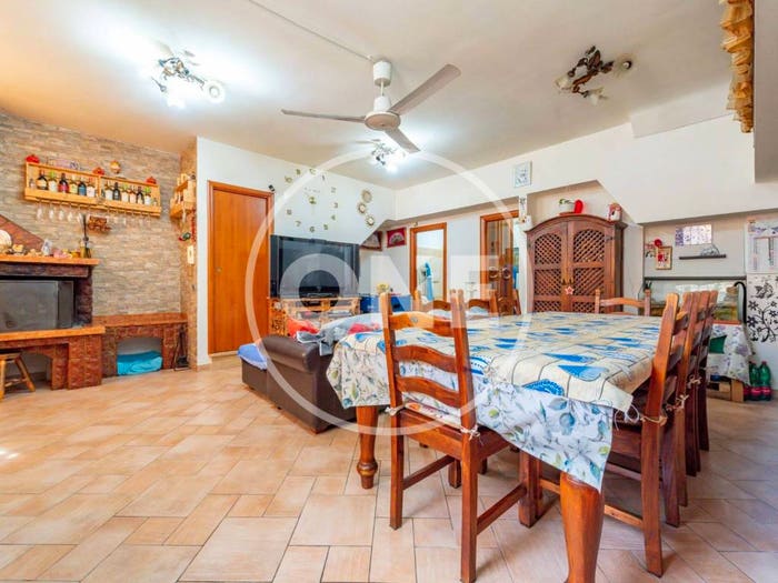 Casa quadrilocale in vendita in Via dei Grifi, Castelverde, Roma
