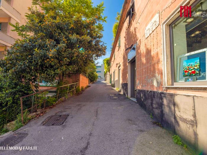 Appartamento bilocale in vendita in Via Al Capo Santa Chiara, Sturla, Genova