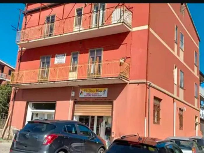 Appartamento trilocale in vendita in Via Appia, Baragiano