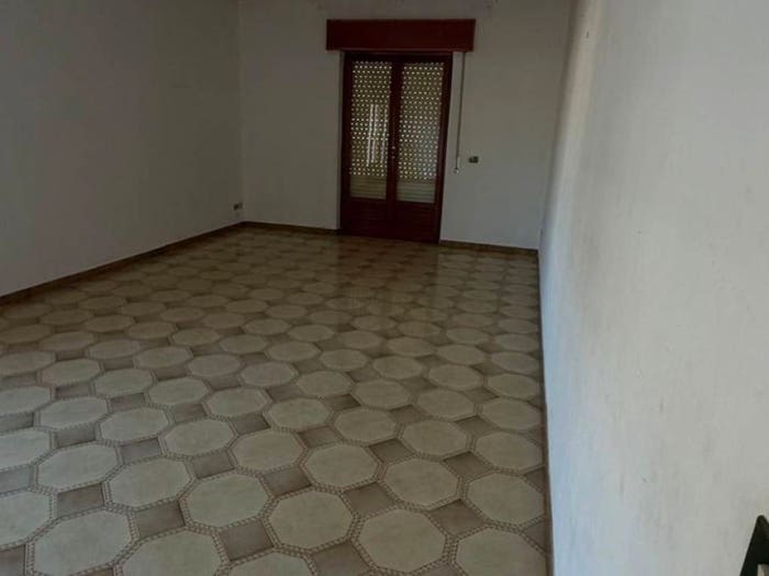 Appartamento con 6 locali in vendita in Via del Cavaliere, Centro, Bagheria
