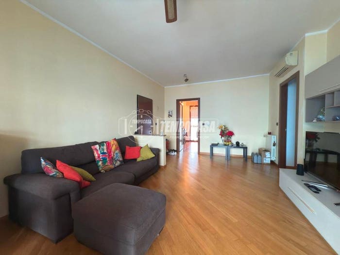 Appartamento trilocale in vendita in Via Strauss Jhoan, Centro, Pieve Emanuele