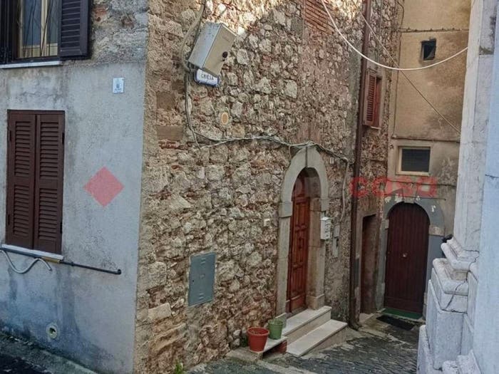 Casa bilocale in vendita in Via Della Chiesa snc, Poggio Cinolfo, Carsoli