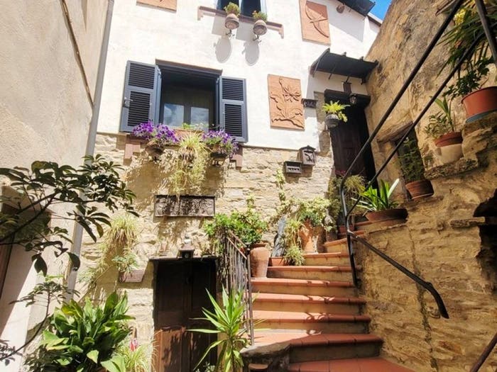 Appartamento con 5 locali in vendita in Via San Giacomo, Diano Marina