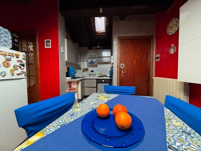 Casa bilocale in vendita in Via Santorre Santarosa, Centro, None