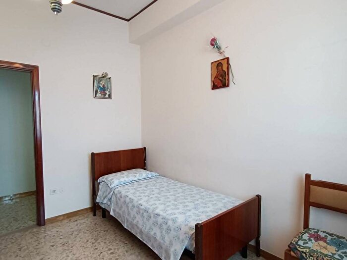 Appartamento con 5 locali in vendita in Via Francesco Petrarca, Centro, Montegranaro
