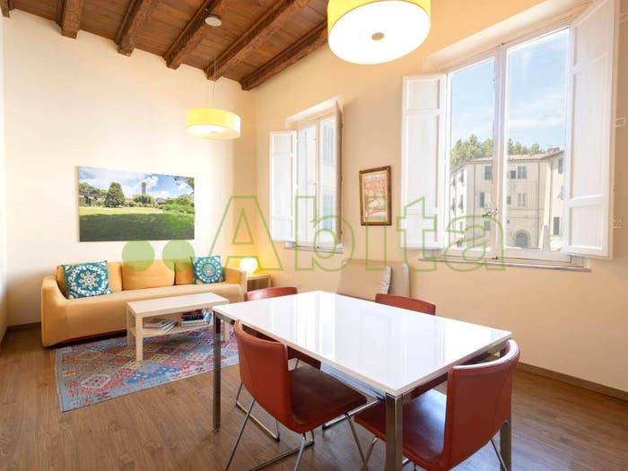 Appartamento bilocale in vendita in Via Michele Rosi, Piazza Anfiteatro Torre Guinigi, Lucca